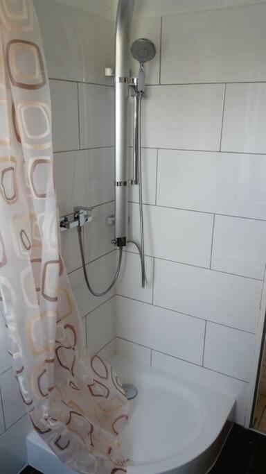 Ferienwohnung Finn Im Haus Maarten คุกซ์ฮาเวน ภายนอก รูปภาพ